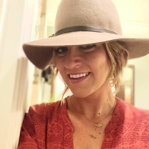 Meet your Posher, Natalie