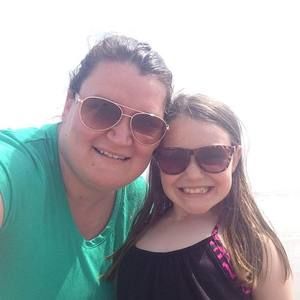 Meet your Posher, Leigh