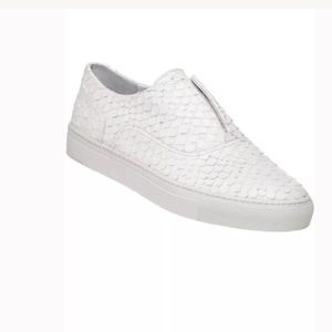 Vince leather slip on white sneaker