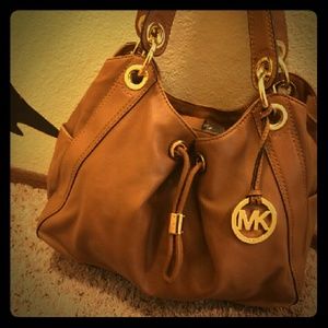 **traded** do not buy!!s brown leather hobo bag