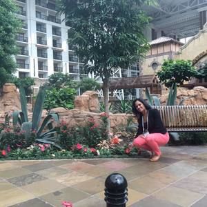 Meet your Posher, Lisa