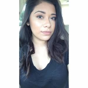 Meet your Posher, Maira