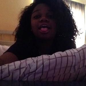 Meet your Posher, Clair