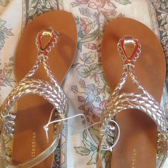 Sandals - Picture 3 of 3