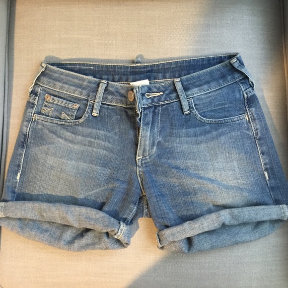 True Religion Pants - True religion jean shorts. Size 25.