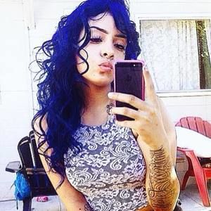 Meet your Posher, Edith