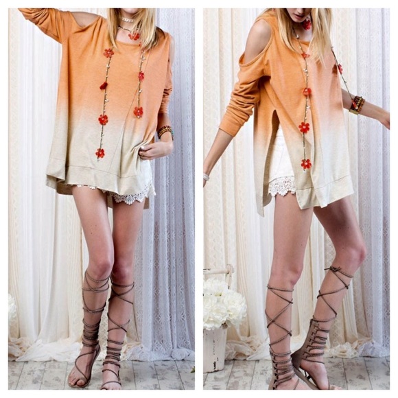 ❗️2 LEFT! Cold Shoulder Boho Tunic vneck - Picture 3 of 3