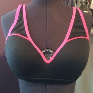 PINK Victoria's Secret Sports Bra