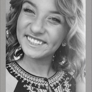 Meet your Posher, Courtney