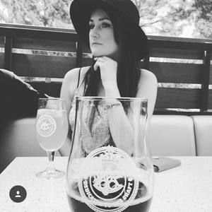 Meet your Posher, Connie