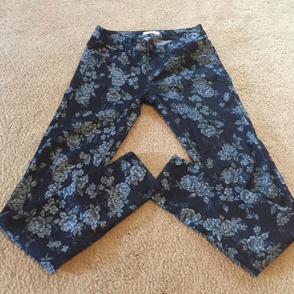 Floral denim skinnies - Picture 1 of 3