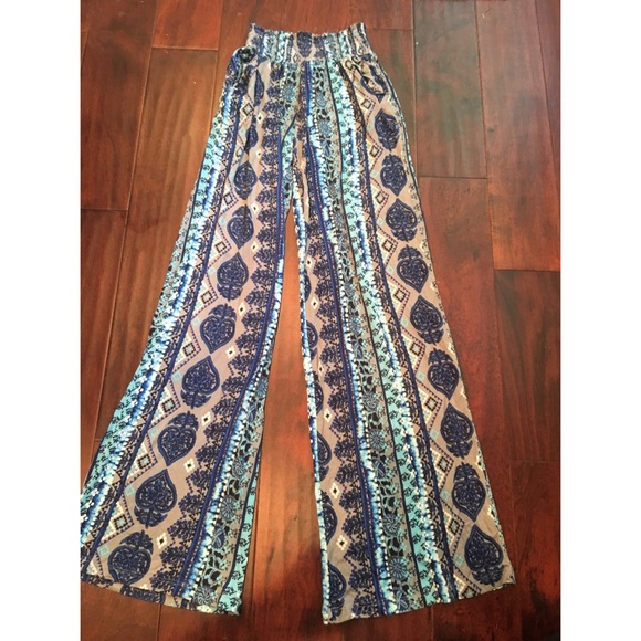 Blue printed pants