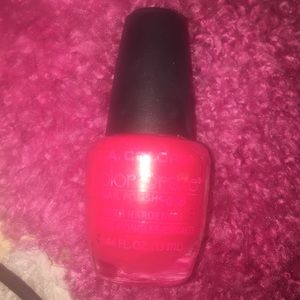 LA. COLORS nail polish