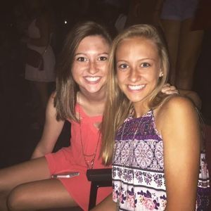 Meet your Posher, Lydia