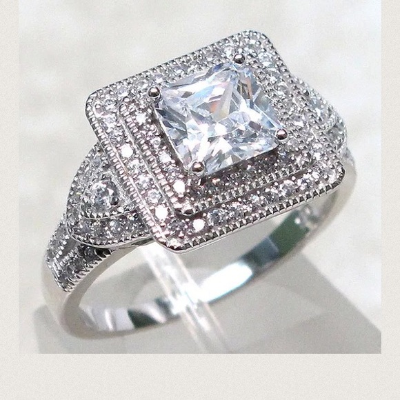 Simulated diamond Sterling silver - Picture 2 of 3