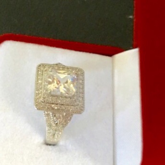 Simulated diamond Sterling silver - Picture 3 of 3