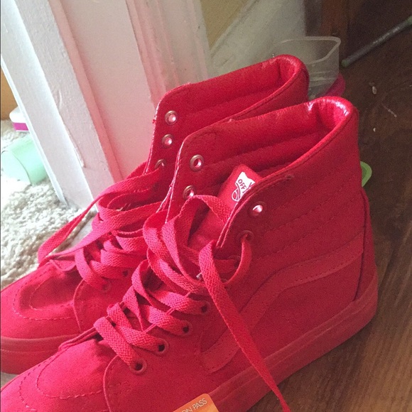 Size 8.5 red vans