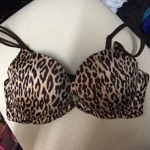 Victoria's Secret very sexy push-up bra