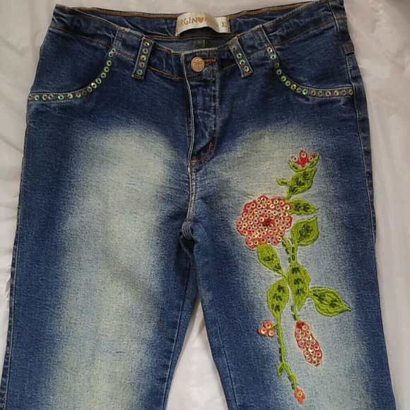 Jeans - Picture 2 of 4
