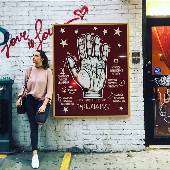 Meet your ✨ Posh Ambassador✨, Dani - Picture 4 of 7