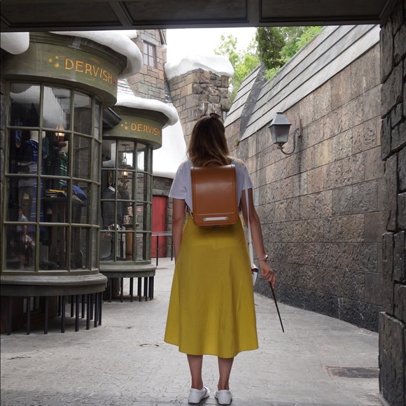 Meet your ✨ Posh Ambassador✨, Dani - Picture 5 of 7