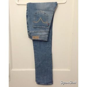 【sold Levis slim leg