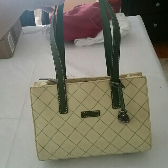 Nwt Dooney and Bourke shoulder bag