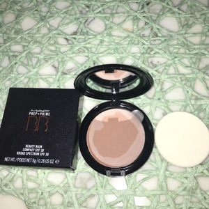 MAC Refined Golden BB Cream Compact