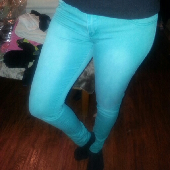 Hot Topic Lovesick light teel size 11 skinny jeans