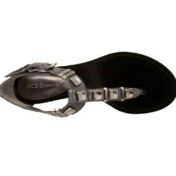 BCBG sandals - Picture 2 of 4