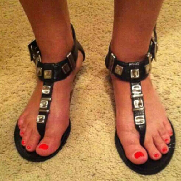 BCBG sandals - Picture 3 of 4