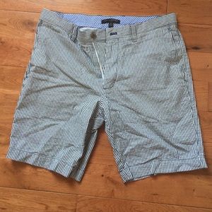 Barely worn Banana Republic shorts