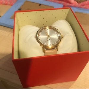 Kate Spade Scalloped Metro Watch Nude