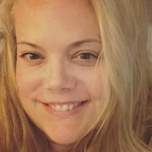 Meet your Posher, Thelena