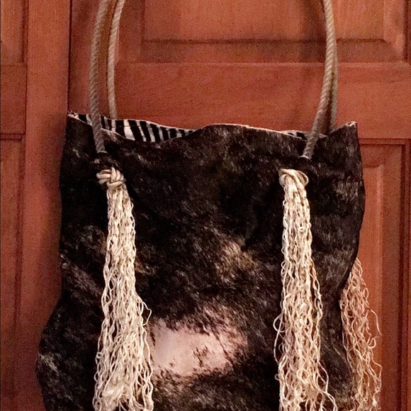 Cowhide Rope Handle Purse - Picture 2 of 3