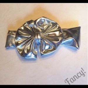 $5 with bundle - Metallic HeadBand Bow