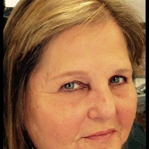 Meet your Posher, Carolyn