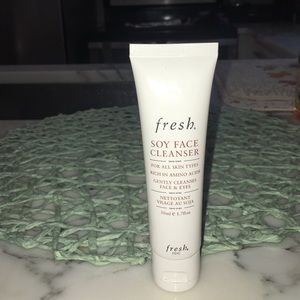 Fresh Soy Face Cleanser