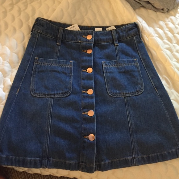 Denim skirt