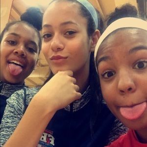 Meet your Posher, Kiata