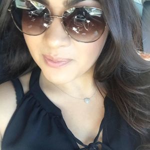 Meet your Posher, Erika