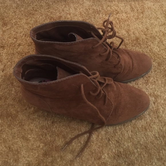 Madden Girl Domain size 10 booties