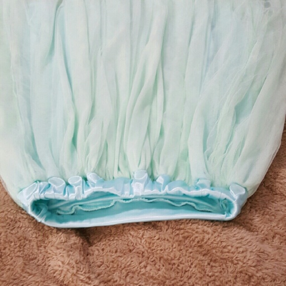 Woman's skirt - Picture 3 of 3