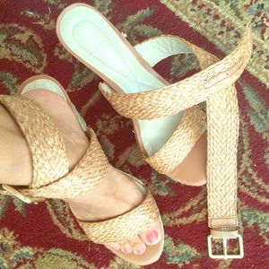 ‼️FLASH SALE‼️ Adorable Wedges