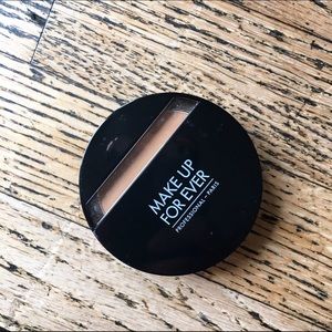 Make Up Forever Duo Mat Powder Foundation in 209