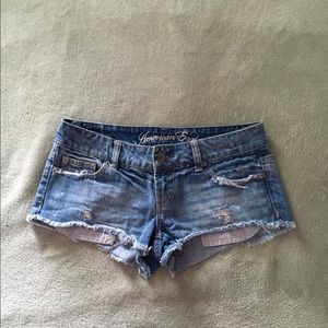 AE low rise shorts