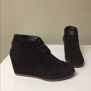 Toms Dark Brown Wedge Ankle Booties