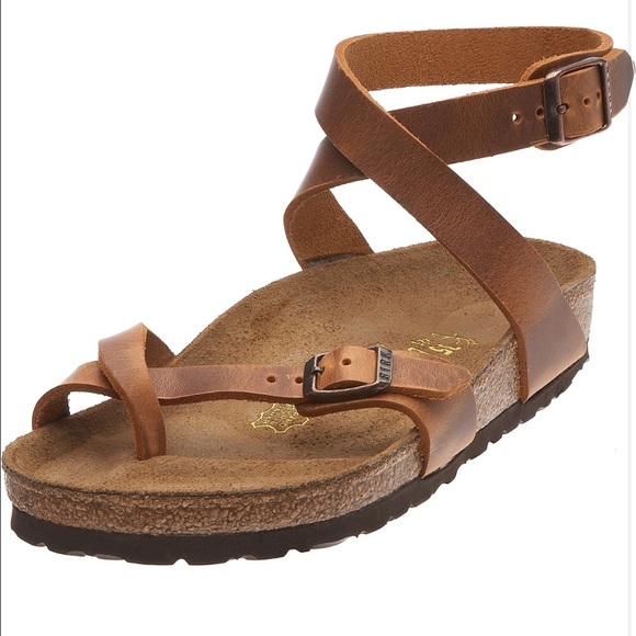 ISO these exact shoes in THIS color!Size 39