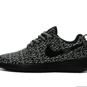 Women's nike roshe