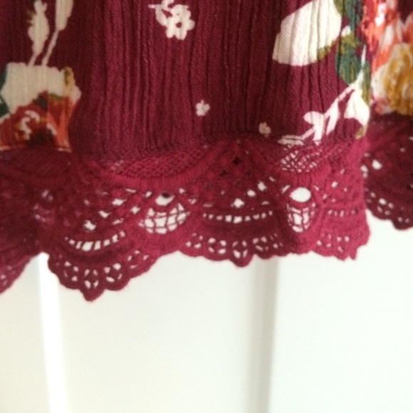 Chloe K maroon casual dress - Picture 2 of 4